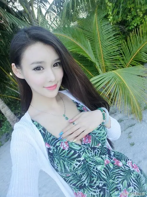 弥勒柳州伴游张莉