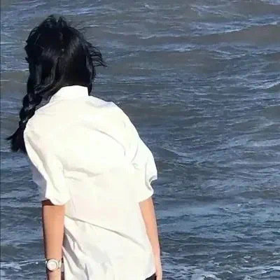 弥勒伴游女生武映颖的资料