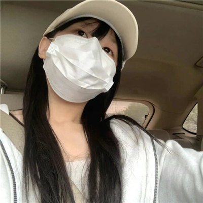 弥勒伴游女生闫静槐的资料