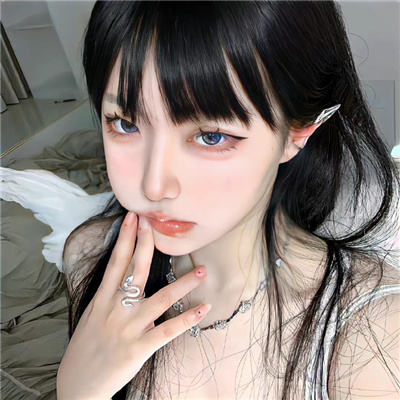 弥勒伴游女生孛安春的资料